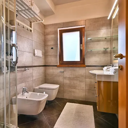 Ornella, Belvedere - Theater Apartmán Tignale