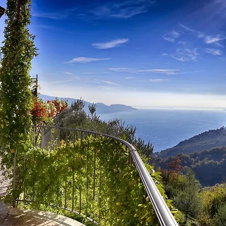 Ornella, Belvedere - Theater * Tignale